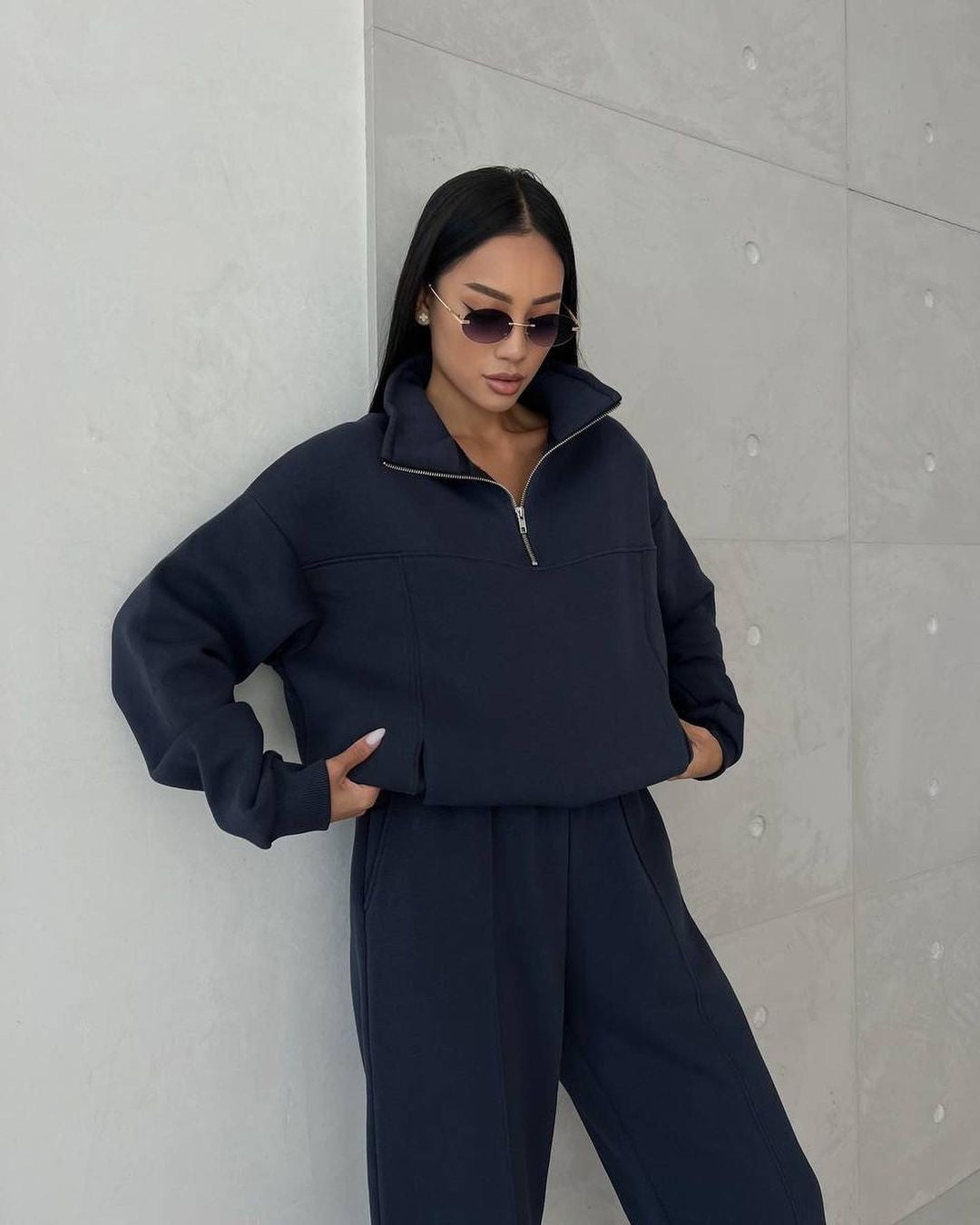 renza-contrast-tracksuit-8_5953fe87-c65c-4273-b8bc-a1248dd867a5.jpg
